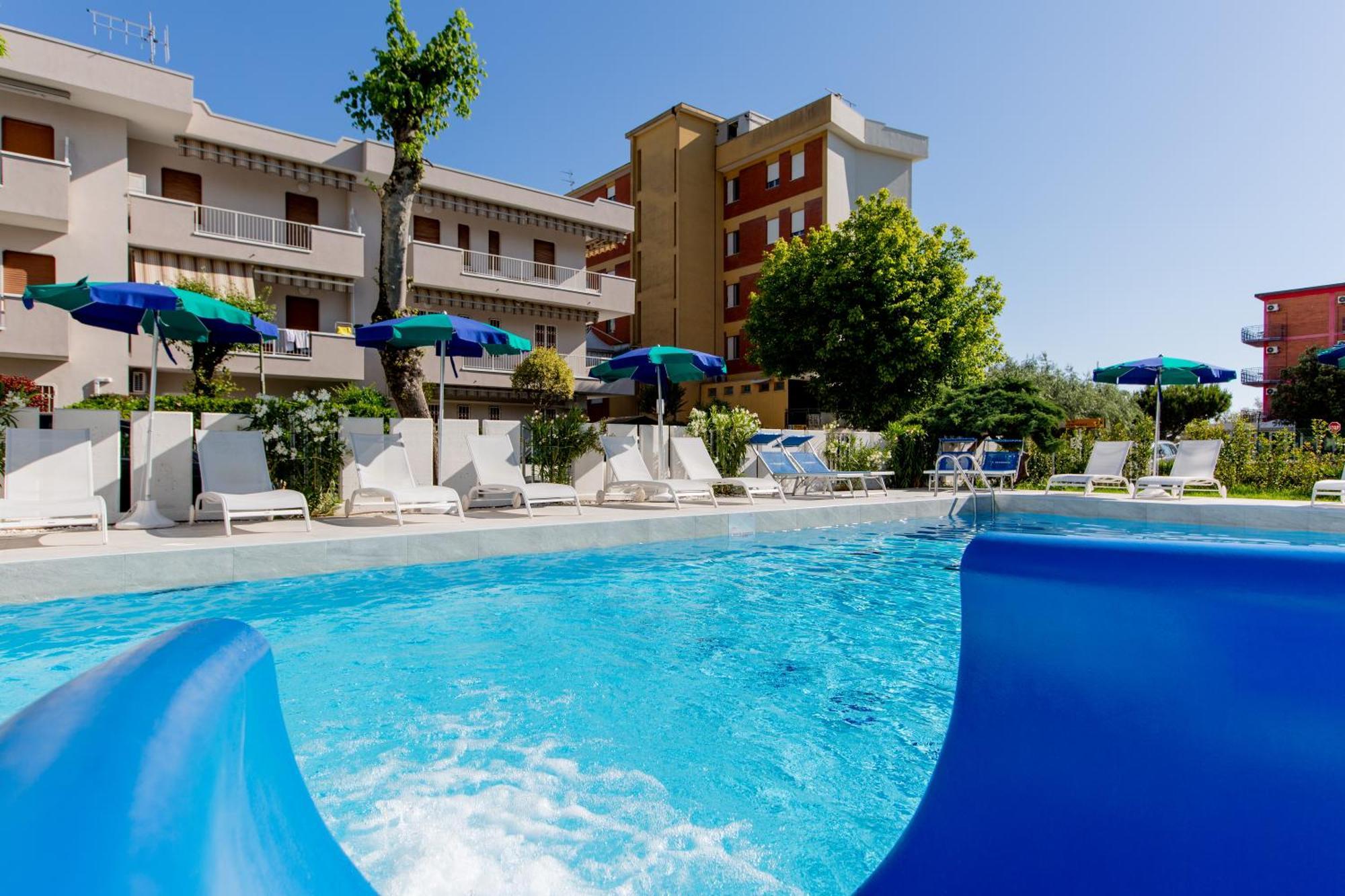 Clubhotel Residence Cesenatico Exteriér fotografie